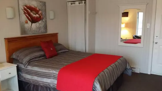 Auberge La Porte Rouge | Quebec - Les Laurentides Regional County Belediyesi - Tremblant Dağı (ve civarı) - Mont-Tremblant