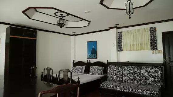 Residence Inn | Cavite - Alfonso