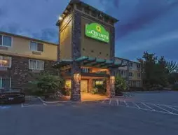 La Quinta Inn & Suites Boise Airport | Idaho - Boise (ve civarı) - Boise