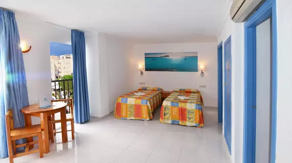 Formentera 1 Apartamentos | Balearic Adaları - İbiza Adası - Sant Antoni de Portmany