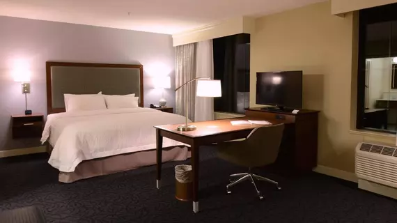 Hampton Inn and Suites Cazenovia | New York - Syracuse (ve civarı) - Cazenovia