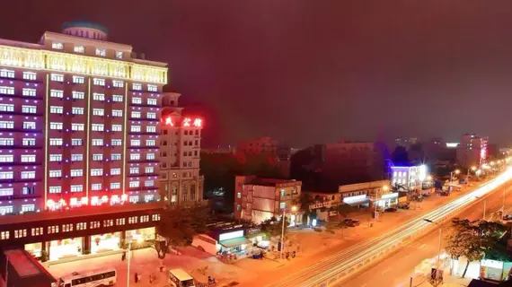 Sanya Jiulixiang Business Hotel | Haynan - Sanya (ve civarı) - Sanya