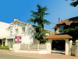 Hôtel Le Lyon Bron | Auvergne-Rhone-Alpes - Rhone (bölge) - Lyon (ve çevresi) - Bron