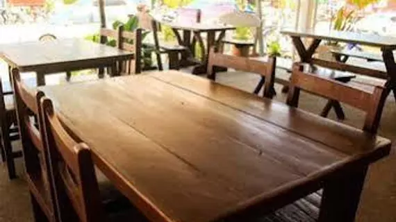 Number 1 Guesthouse & Restaurant | Krabi İli - Krabi - Ao Nang