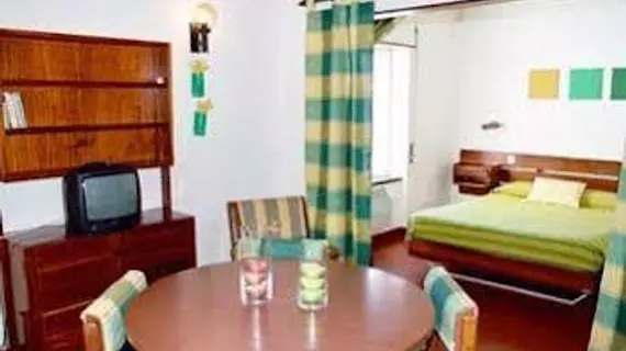 Hotel Apartamento Iate | Algarve - Faro Bölgesi - Portimao - Praia da Rocha