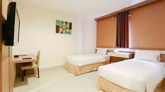 Grand Celino Hotel | Makassar