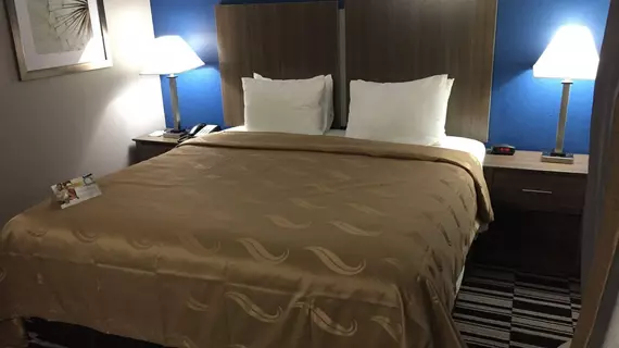 Quality Suites | Louisiana - Lake Charles (ve civarı) - Lake Charles