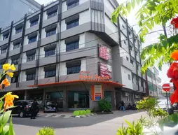 Losari Beach Hotel Makassar | Makassar