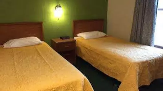 East Street Inn & Suites | Indiana - Kokomo (ve civarı) - Tipton