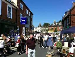 Short Stay Bungay | Norfolk (kontluk) - Norwich - The Broads Ulusal Parkı