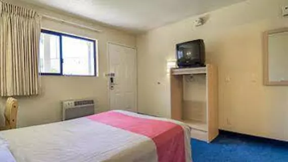 Motel 6 Anaheim Stadium - Orange | Kaliforniya - Orange County - Orange