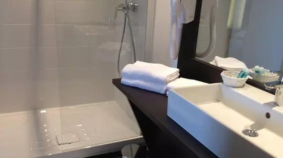 Hôtel Gardenia | Nouvelle-Aquitaine - Gironde (bölge) - Bordeaux (ve civarı) - Yvrac