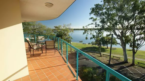 The Esplanade Picnic Point | Queensland - Maroochydore