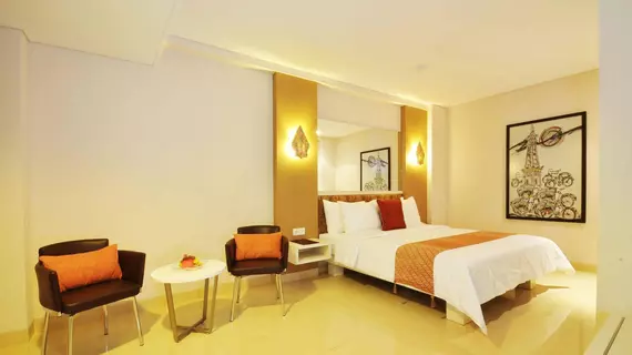 Hotel Pyrenees | Yogyakarta Özel Bölgesi - Yogyakarta (ve civarı) - Yogyakarta - Gedongtengen