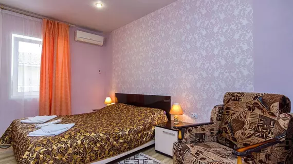 Kavkaz Hotel | Krasnodar Krayı - Tuapsinsky District - Sochi (ve civarı) - Olginka