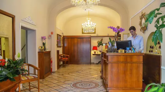 Hotel Minerva | Toskana - Pisa (vilayet) - Pisa - Sant'Antonio - Pisa Kent Merkezi