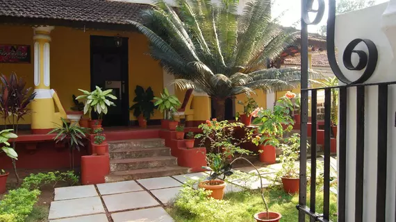 Granpa's Inn - Bougainvillea | Goa - Kuzey Goa - Anjuna