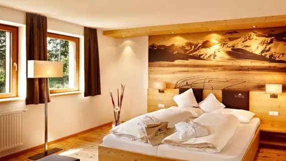 Naturhotel Die Waldruhe | Trentino-Alto Adige - Güney Tirol (il) - Chienes - Parrocchia di Chienes