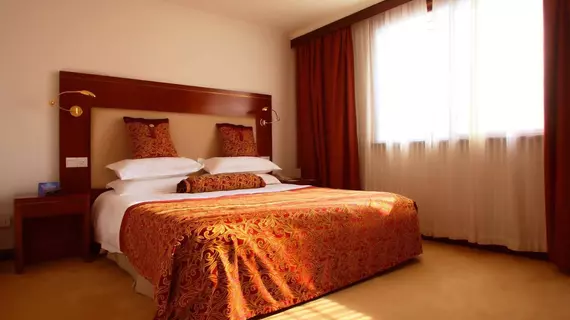 HuaJun Suite Hotel | Şanghay (ve civarı) - Pudong - Lujiazui