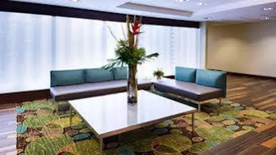 Holiday Inn Hotel & Suites Warren | Michigan - Detroit (ve civarı) - Warren