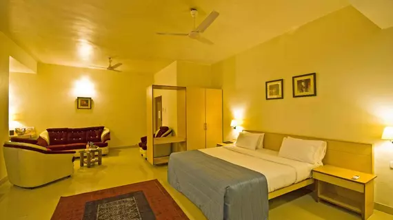 Phoenix Hotel | Maharaştra - Pune Bölgesi - Pune