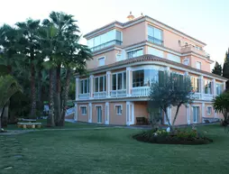 Villa Erina Park Hotel | Andalucia - Malaga İli - Manilva - Castillo de Sabinillas