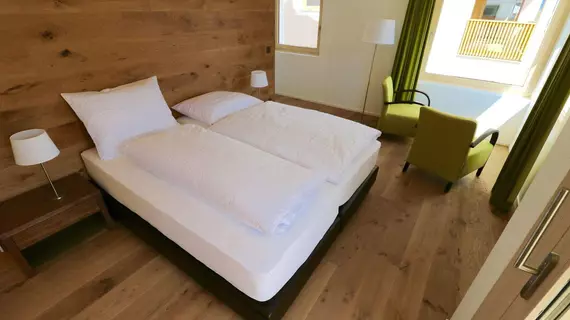 Guarda Lodge | Maloja District - Graubuenden - Guarda