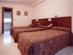 Hostal Linar | Galicia - La Coruna (vilayet) - La Coruna