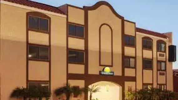 Days Inn Alhambra CA | Kaliforniya - Los Angeles County - San Gabriel Valley