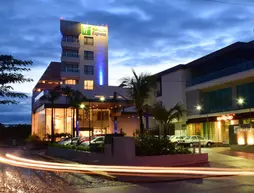 Holiday Inn Express Puerto Vallarta | Nayarit - Bahía de Banderas - Puerto Vallarta (ve civarı) - Puerto Vallarta