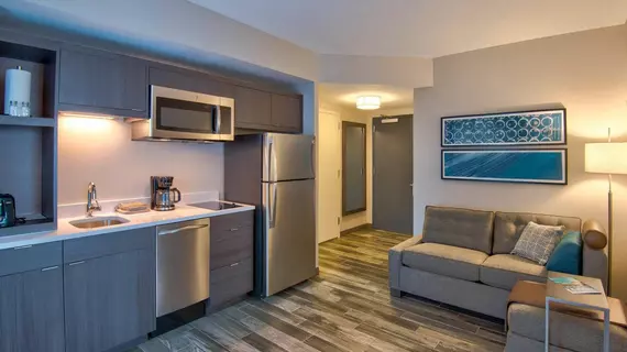 TownePlace Suites Miami Airport | Florida - Miami (ve civarı) - Miami