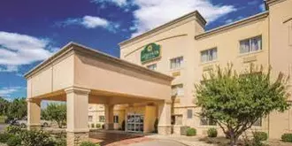 La Quinta Inn & Suites Evansville