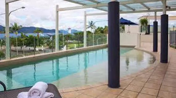 Piermonde Apartments | Queensland - Cairns - Cairns (ve civarı) - Cairns - Cairns Merkezi İş Bölgesi