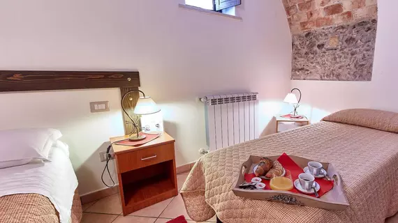 B&B La Suite | Sicilya - Messina (vilayet) - Milazzo