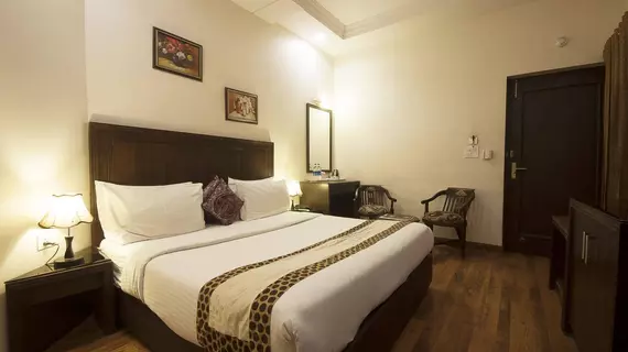 Hotel Prems Paradise | Pencap - Amritsar