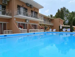 River Studios & Apartments | İyon Adaları - Korfu - Messonghi