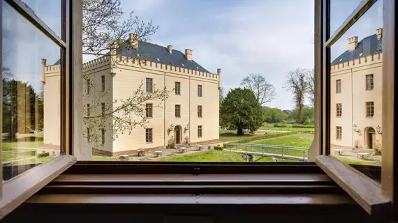 Halbersbacher Schlosshotel - Letzlingen | Saxony (Saksonya)-Anhalt - Gardelegen