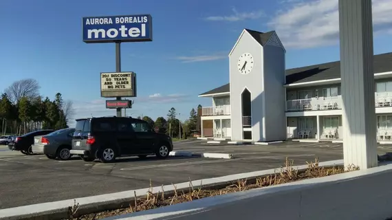 Aurora Borealis Motor Inn | Michigan - St Ignace