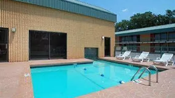 Quality Inn Lawton | Oklahoma - Lawton