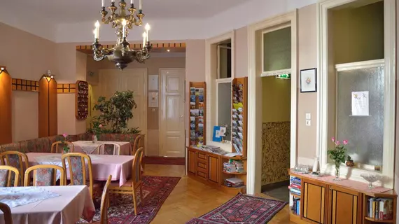 Schweizer Pension Solderer | Vienna (eyalet) - Viyana - Innere Stadt