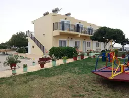 Baladinos Apartments | Girit Adası - Hanya (bölge) - Platanias