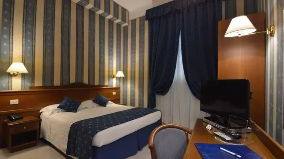 Hotel Montecarlo | Lazio - Roma (ve civarı) - Roma Kent Merkezi - Rione XVIII Castro Pretorio