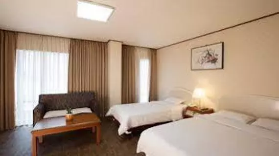 Jeju Pearl Tourist Hotel | Jeju Adası - Jeju - Yeon-dong