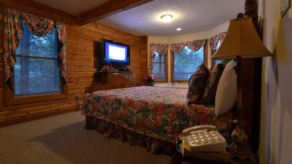 Honeymoon Hills Cabin Rentals | Tennessee - Gatlinburg - Pigeon Forge (ve civarı) - Gatlinburg