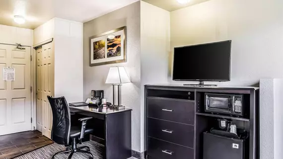 Quality Inn and Suites Westminster Broomfield | Kolorado - Denver (ve civarı) - Westminster