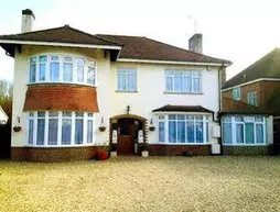 LA B and B Guest Accommodation | Batı Sussex (kontluk) - Chichester