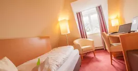 Moin Hotel Cuxhaven | Aşağı Saksonya - Cuxhaven - Duhnen