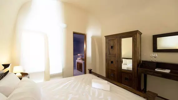 Enalion Suites | Ege Adaları - Santorini