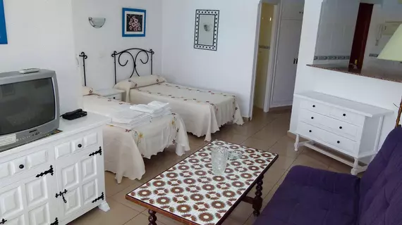 Apartamentos Intercentro Algarrobo-Costa | Andalucia - Malaga İli - La Axarquía - Algarrobo