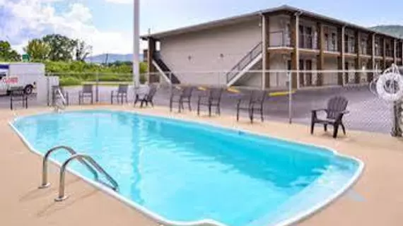 Americas Best Value Inn & Suites | Tennessee - Chattanooga (ve civarı) - Chattanooga - Tiftonia